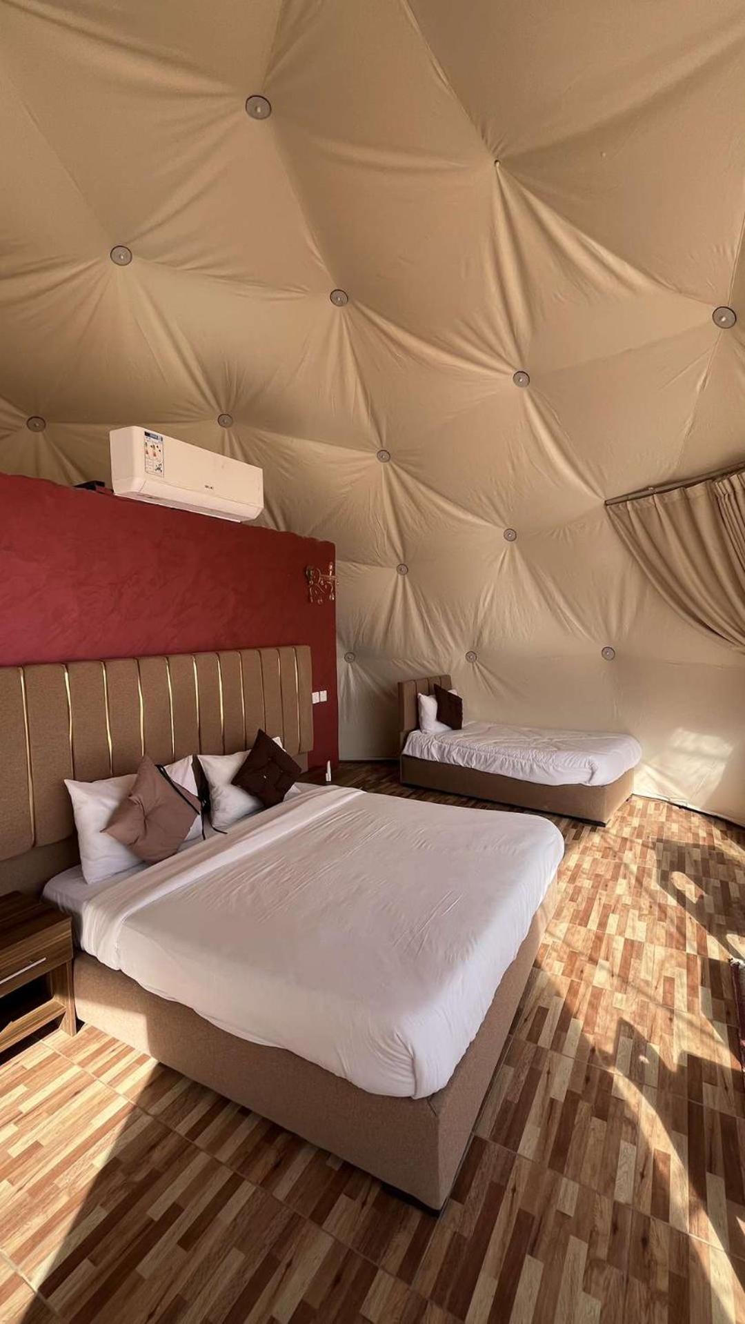 Ferienwohnung Abdullah Luxury Camp Wadi Rum Exterior foto