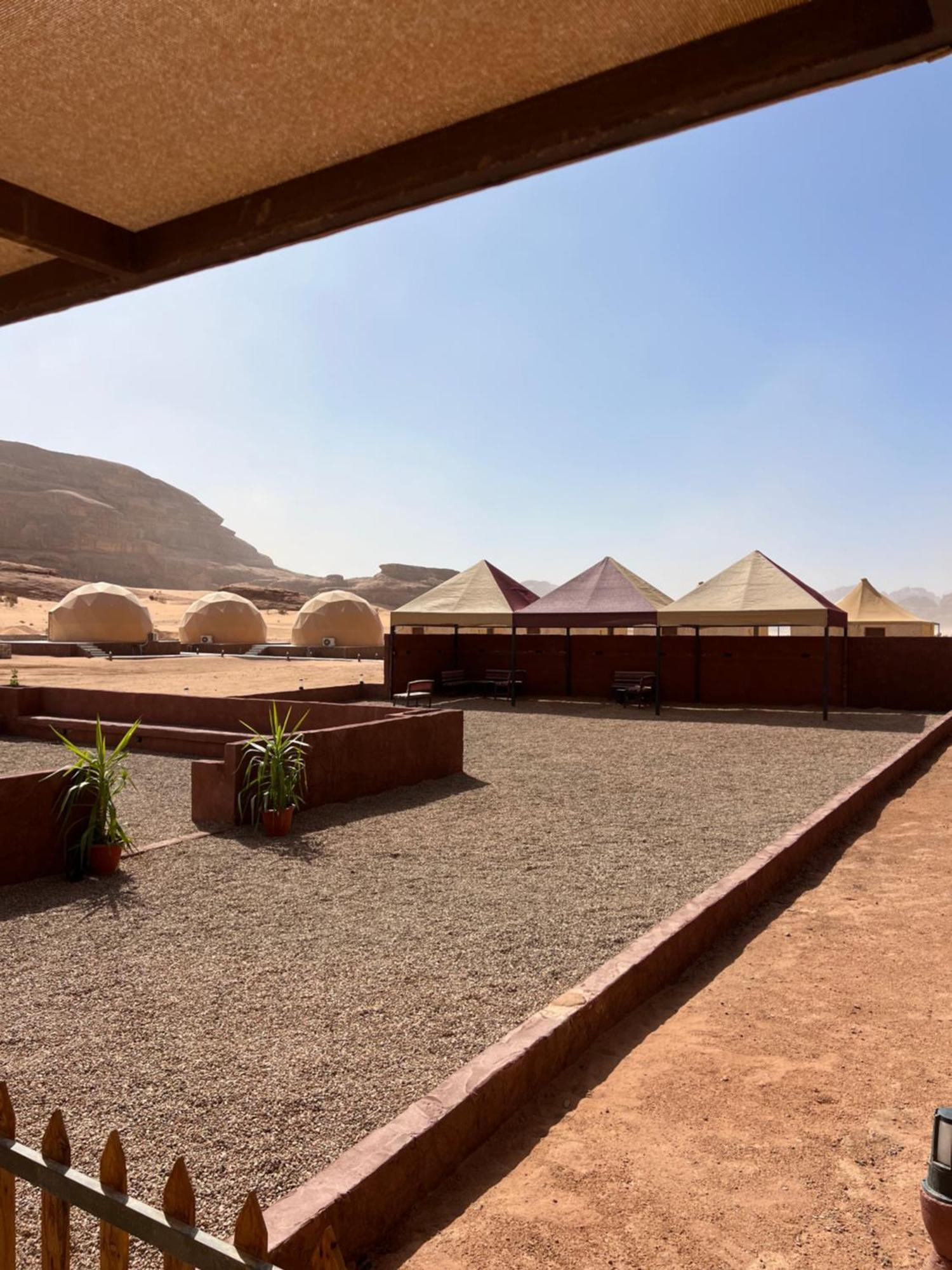 Ferienwohnung Abdullah Luxury Camp Wadi Rum Exterior foto